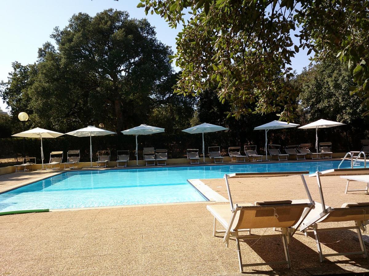 Nuraghe Ruiu Camping & Bungalow Norbello Dış mekan fotoğraf